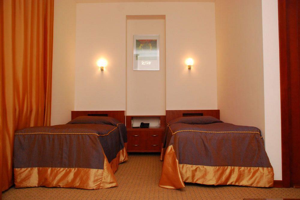 Cruise Hotel Tbilisi Eksteriør bilde