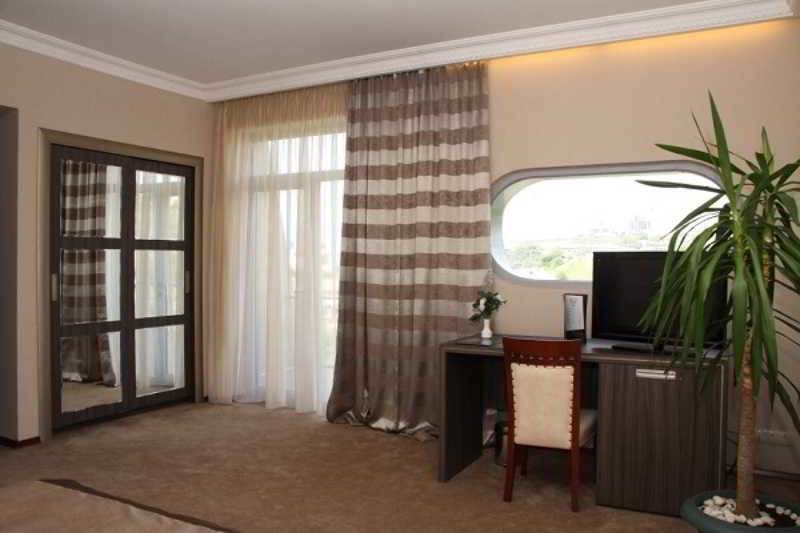 Cruise Hotel Tbilisi Eksteriør bilde