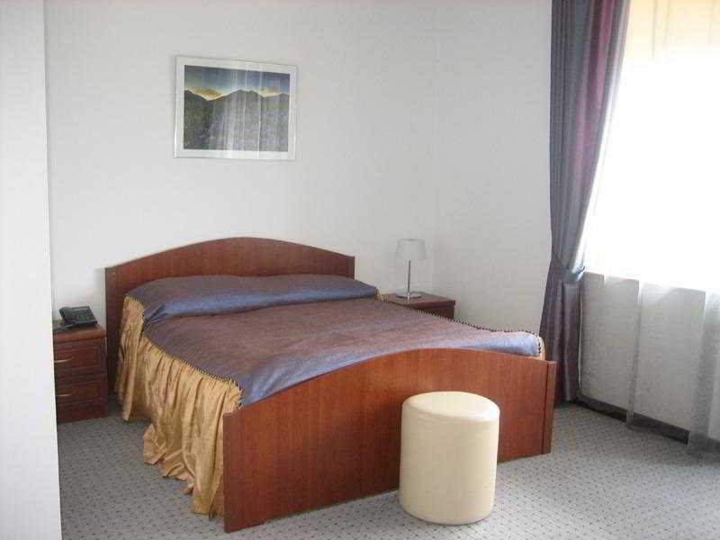 Cruise Hotel Tbilisi Eksteriør bilde